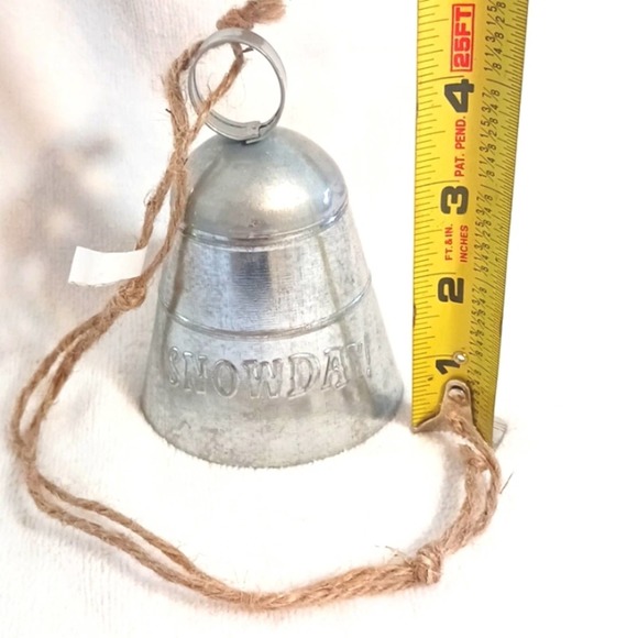 4" Christmas COW BELL Ornament Hanging Sound Ringer Silver Aluminum SNOW Rope - Picture 7 of 8